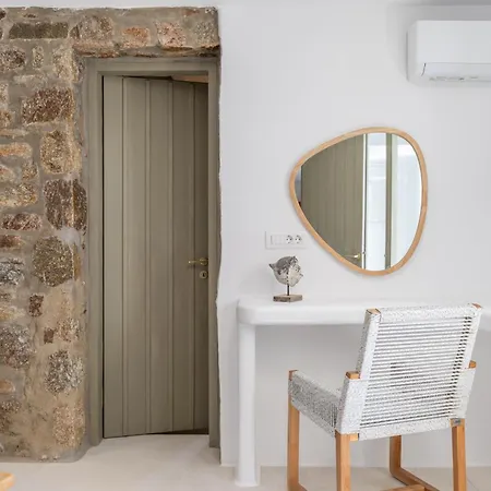 Citadel Natural Stone Villa Plintri