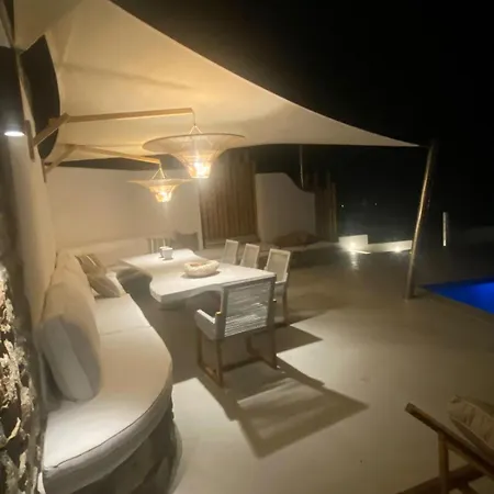 فيلة Citadel Natural Stone Plintri