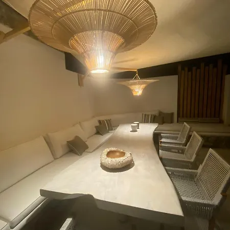 Citadel Natural Stone فيلة