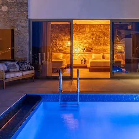 Citadel Natural Stone * Plintri